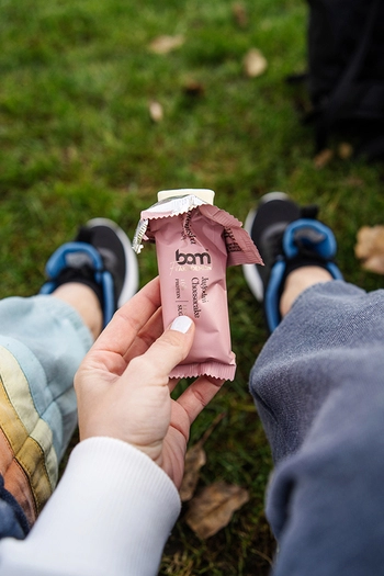 Proteinska ploščica s sladilom, Jagodni cheesecake