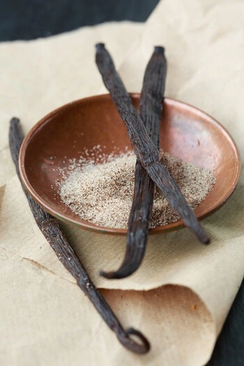 Paket Vanilijeva torta z malinami