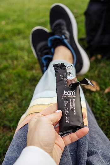 Proteinska ploščica s sladilom, Dvojna temna čokolada