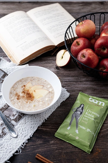 Oatmeal, jabolčna pita, 60 g