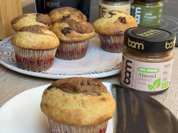 socni muffini z 100 mandljevim namazom