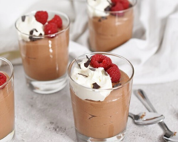 cokoladni mousse v kozarcu