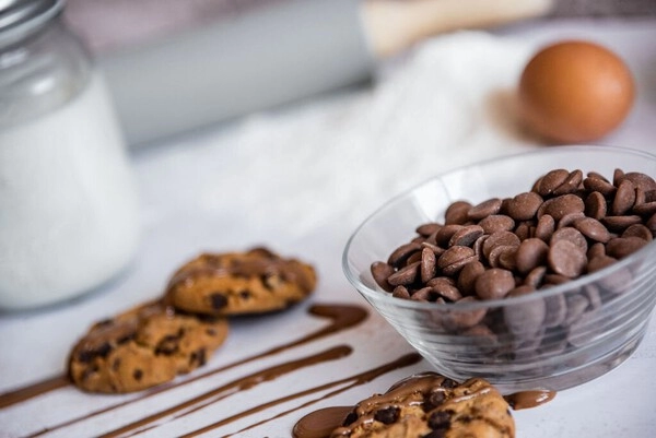 piskoti s koscki cokolade