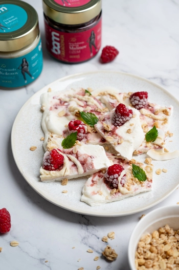 Jogurtova zamrznjena tablica